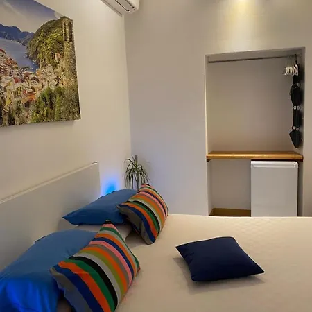 La Marina Camera Matrimoniale Con Terrazzo Esterno Privato Vista Mare بيت ضيافة