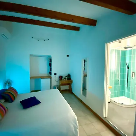 La Marina Camera Matrimoniale Con Terrazzo Esterno Privato Vista Mare 베르나차