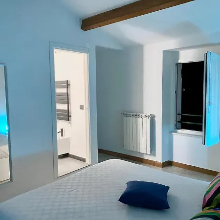 La Marina Camera Matrimoniale Con Terrazzo Esterno Privato Vista Mare 베르나차